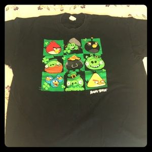 Angry birds!! T-shirt black and shamrock theme!